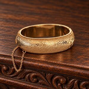 Vintage 1950s Bracelet Gold Filled Shell Floral Relief Victorian Revival - 15N